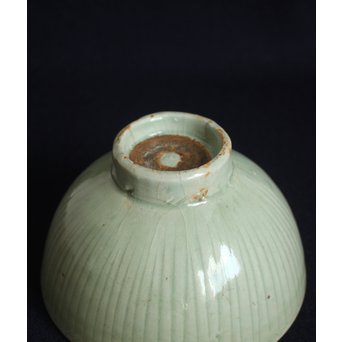 龍泉窯青磁茶碗 / 秀衡塗時代天目台　P132 