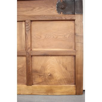 総栗の板蔵戸　W952 