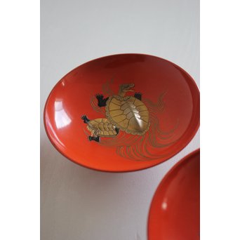 霊亀高蒔絵 五つ組盃　Q052 