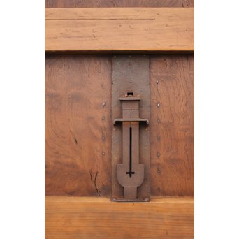 欅一枚板の上腰板蔵戸　W955 