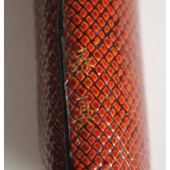 池田泰真 金唐革製 煙草入 泰真蒔絵筒/彫金四君子緒締/神仏目貫　Q056 