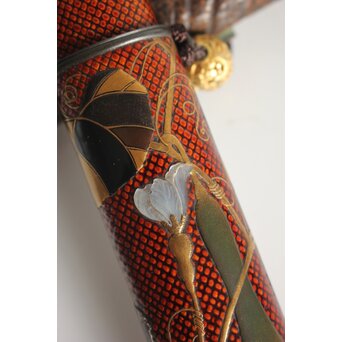 池田泰真 金唐革製 煙草入 泰真蒔絵筒/彫金四君子緒締/神仏目貫　Q056 