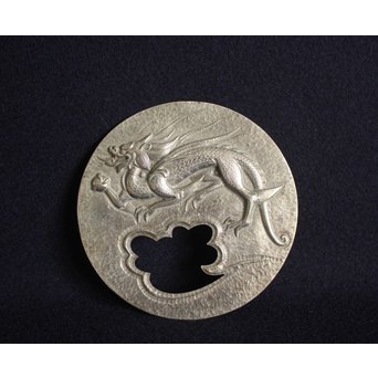 大須賀喬 銀レリーフ 彫金香炉蓋　M122