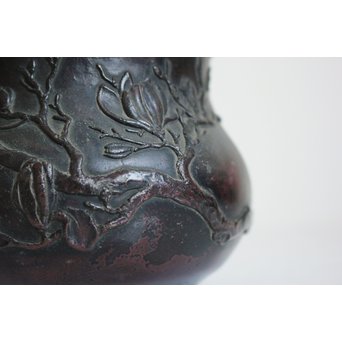 三代本間琢斎 斑柴銅 花紋 如意紐 建水　M125 