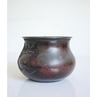 三代本間琢斎 斑柴銅 花紋 如意紐 建水　M125 