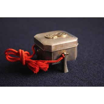 八角行器型 純銀ボンボニエール　M131 