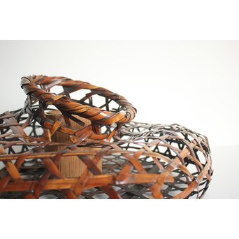 ひしゃげ竹花器　U086 