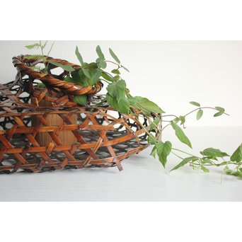 ひしゃげ竹花器　U086 