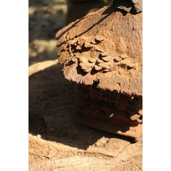 葛谷古鉄灯籠　M135 