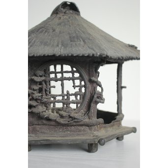 葛谷の銅灯籠　M136 