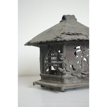 葛谷の銅灯籠　M136 