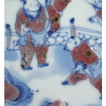 青花染付辰砂 桃花紅 緑斑点 清朝磁器 蓋物　P147 