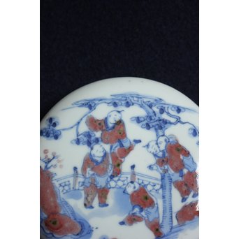 青花染付辰砂 桃花紅 緑斑点 清朝磁器 蓋物　P147 