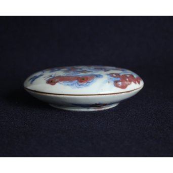 青花染付辰砂 桃花紅 緑斑点 清朝磁器 蓋物　P147 