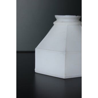 六角アールデコデザイン 乳白色電笠　A1945 