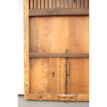 素朴な細身格子蔵戸　W970 