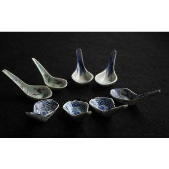 染付蓮華 8個　P153 