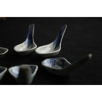 染付蓮華 8個　P153 