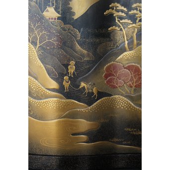 芝山細工蒔絵大飾棚 / 紅木蒔絵博古櫃　Q075 