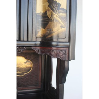 芝山細工蒔絵大飾棚 / 紅木蒔絵博古櫃　Q075 