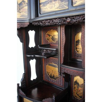芝山細工蒔絵大飾棚 / 紅木蒔絵博古櫃　Q075 