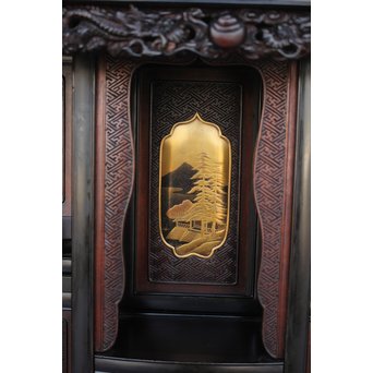 芝山細工蒔絵大飾棚 / 紅木蒔絵博古櫃　Q075 