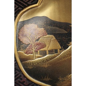 芝山細工蒔絵大飾棚 / 紅木蒔絵博古櫃　Q075 