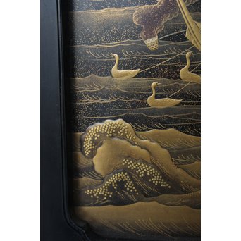 芝山細工蒔絵大飾棚 / 紅木蒔絵博古櫃　Q075 