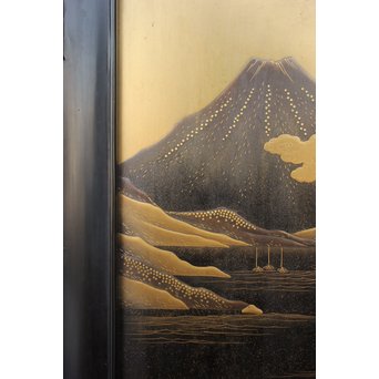 芝山細工蒔絵大飾棚 / 紅木蒔絵博古櫃　Q075 