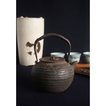 砲口芋頭 木爪提手 丸形鉄瓶　M146 