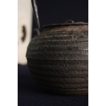 砲口芋頭 木爪提手 丸形鉄瓶　M146 