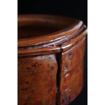 乾漆ひしゃげ水指　Q076 