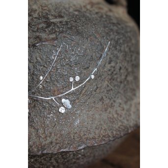 木越三右衛門 極箱 白肌銀象嵌鉄瓶　M148 