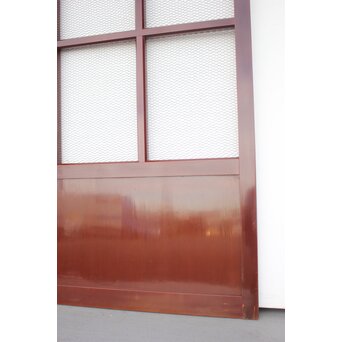 金網升格子蔵戸　W974 厚い光沢感のある塗