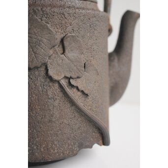 天祐堂 児玉造 葡萄南部鉄瓶 　M153 