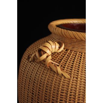 福田竹勇斎 白竹壺型竹籠　U120 