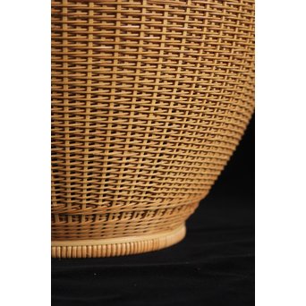 福田竹勇斎 白竹壺型竹籠　U120 