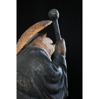 木彫 法衣を纏う狸　X171 