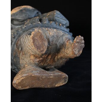 木彫 法衣を纏う狸　X171 