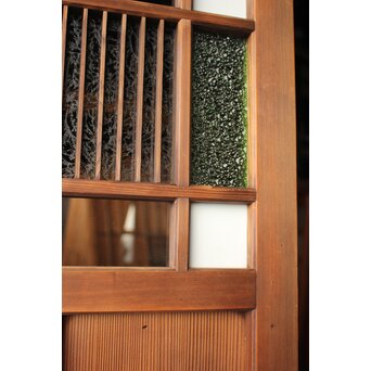 色ガラスの格子雪隠戸　GD1255 