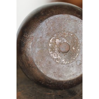 南部鉄瓶 有坂造 茄子型砲口鉄瓶　M160 