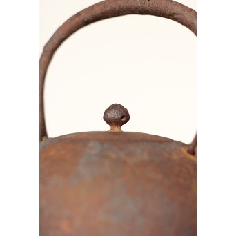 南部名工有坂銘 平丸型鉄瓶　M161 