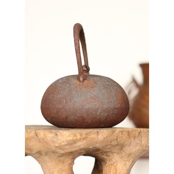 南部名工有坂銘 平丸型鉄瓶　M161 