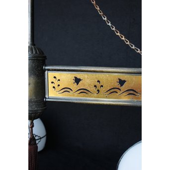 菊金具シェードの3灯シャンデリア照明　A1969 