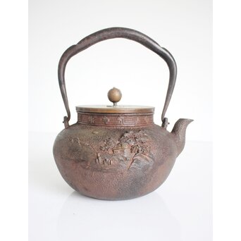 大国系 楼閣図鉄瓶　M167 