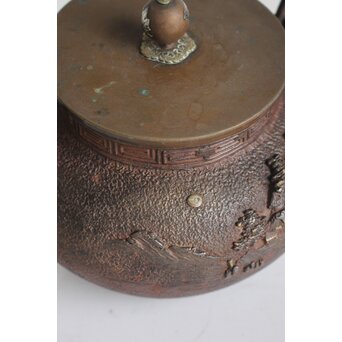 大国系 楼閣図鉄瓶　M167 