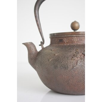 大国系 楼閣図鉄瓶　M167 