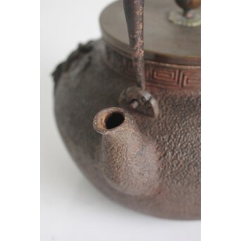 大国系 楼閣図鉄瓶　M167 