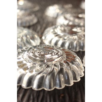 渦巻プレスガラスの茶托/小皿 11枚1組　Y020 