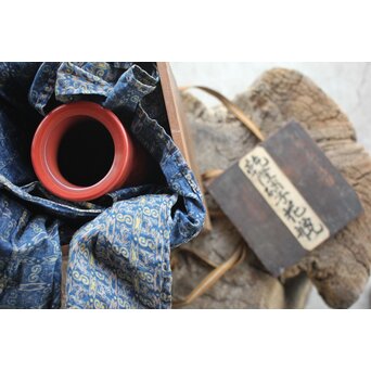 乾隆ガラス風 練上硝子花瓶　Y021 